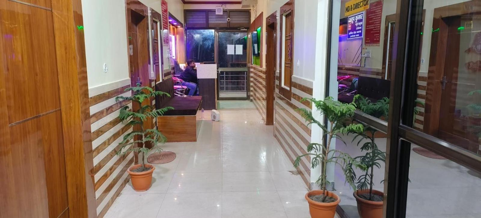 Hotel Shri Ram Bhavan Ayodhya Экстерьер фото